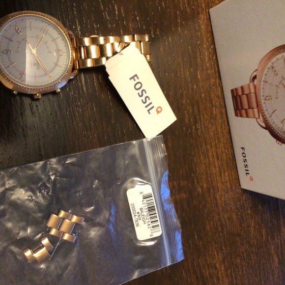 Fossil Q Accomplice Watch - Picture 4 of 8